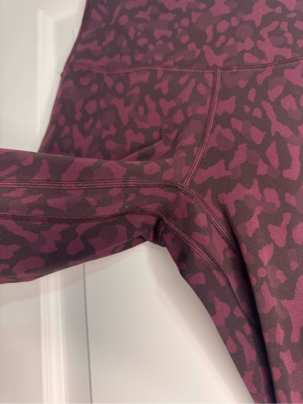 Lululemon Align Size 2 25" - Picture 4 of 7
